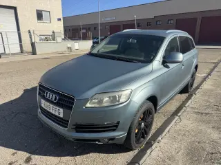 AUDI Q7  3.0 TDI